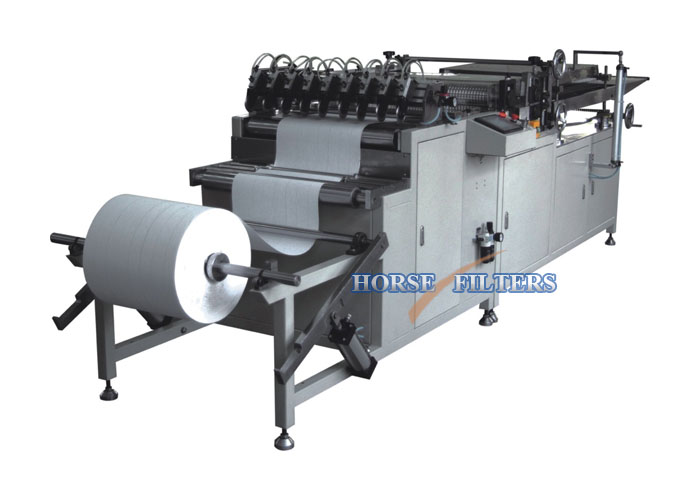Filter fabric pleating machine
